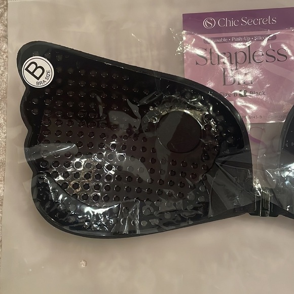 Brand New Self Adhesive Backless Strapless Silicone Black Push Up Bra - Picture 15 of 16